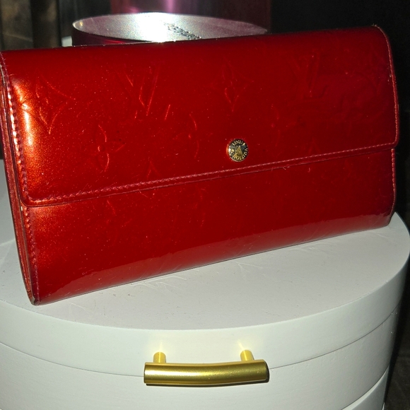 Louis Vuitton Handbags - Louis Vuitton Red Vernis Patent Leather Snap Continental Wallet